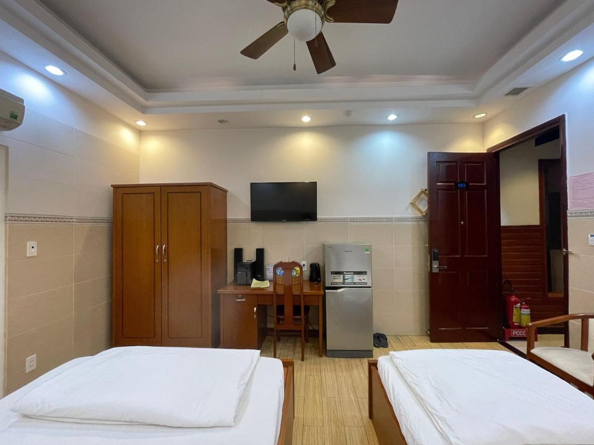Binh An Hotel Хошимин Экстерьер фото