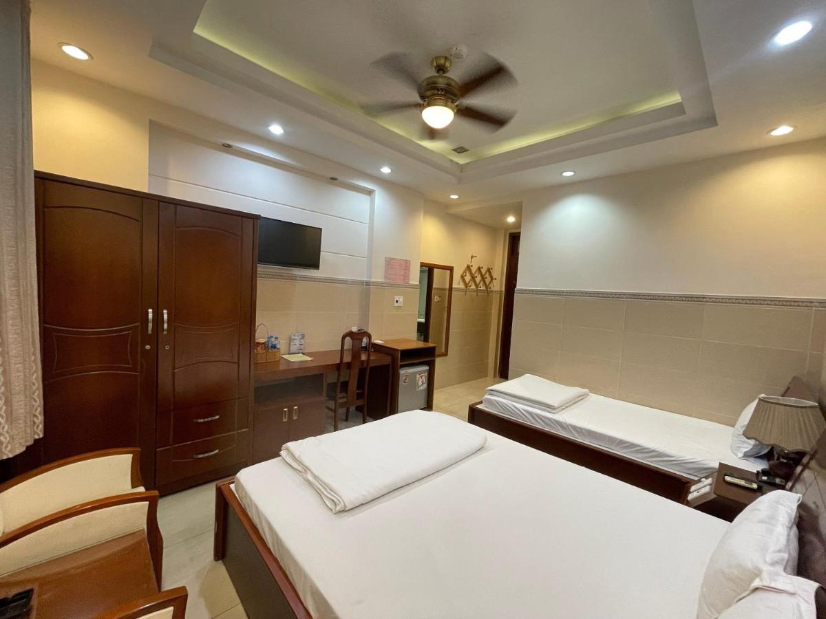 Binh An Hotel Хошимин Экстерьер фото