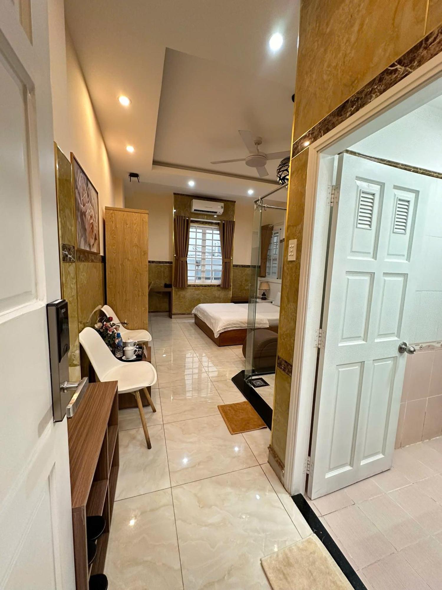 Binh An Hotel Хошимин Экстерьер фото